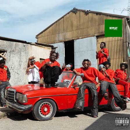 Yeyeye – Famous Pluto